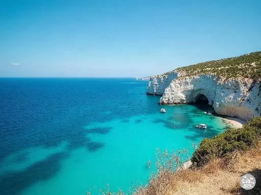 Découvrez le Frioul, l'archipel méditerranéen secret aux eaux turquoise et à la nature préservée